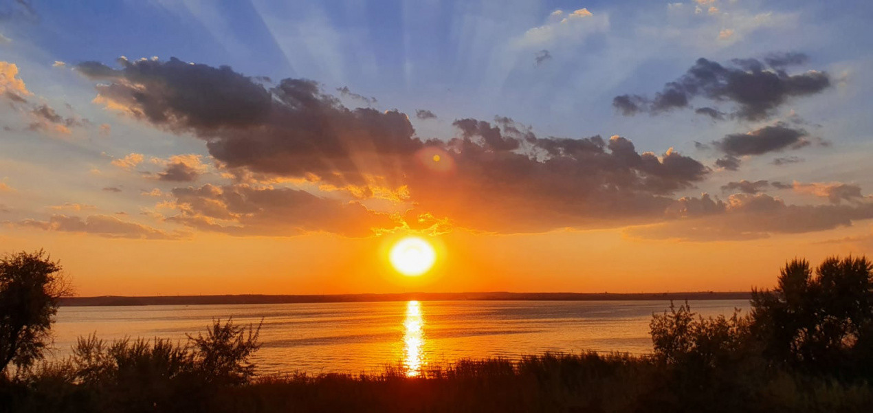 Apartament 3 camere - Vedere frontala spre lac - Mamaia 