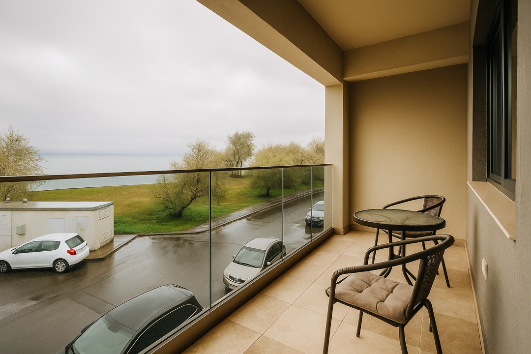 Apartament 3 camere - Vedere frontala spre lac - Mamaia - T. Lung 