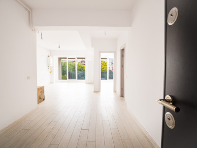 Apartament 2 camere | zona Hanul cu Peste | Vedere spre mare 