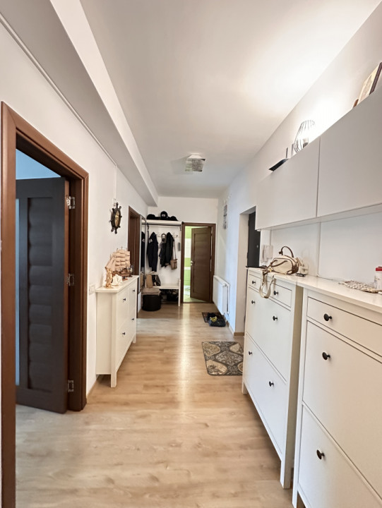 Apartament decomandat 3 camere-curte+loc de parcare subteran -Compozitori