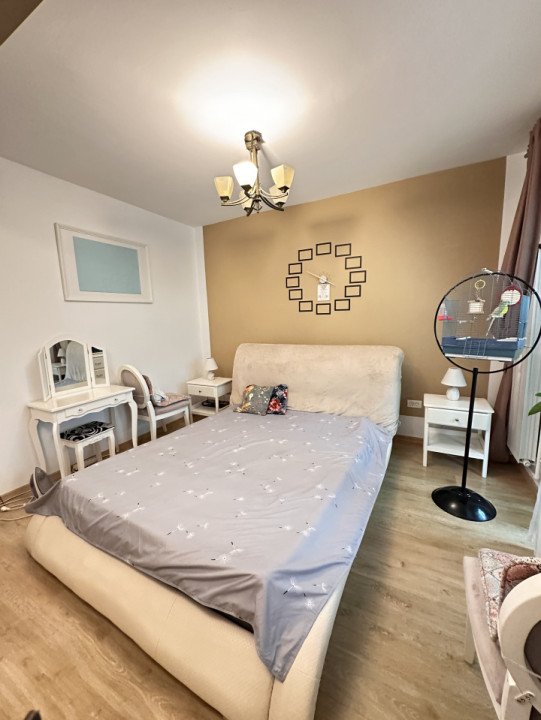 Apartament decomandat 3 camere-curte+loc de parcare subteran -Compozitori