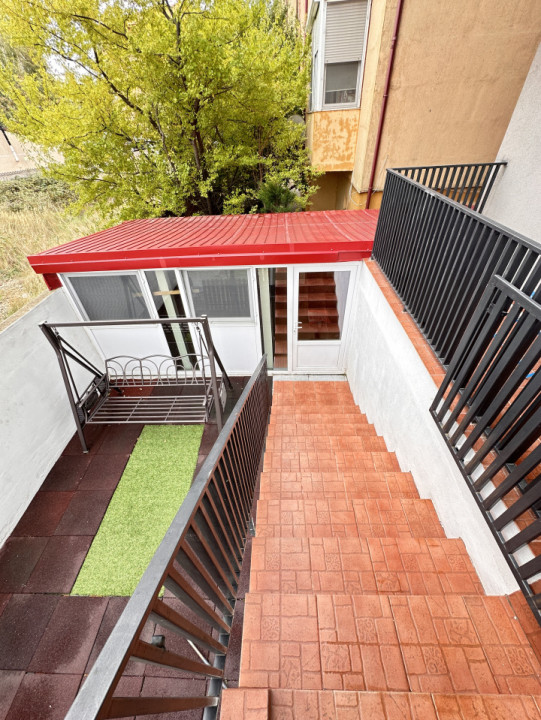 Apartament decomandat 3 camere-curte+loc de parcare subteran -Compozitori