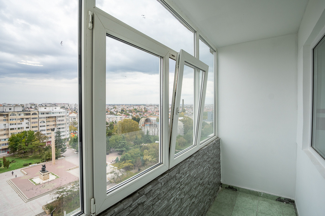 Apartament 3 camere | Decomandat | Loc de pacare | Casa de cultură 