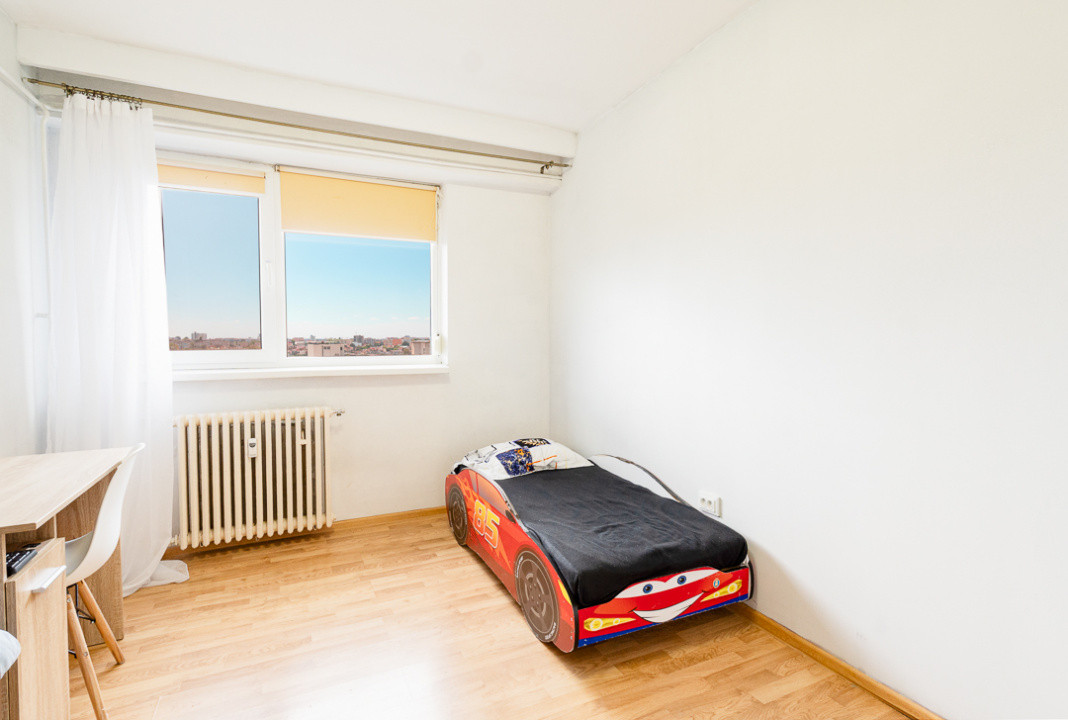 Apartament 3 camere | Decomandat | Loc de pacare | Casa de cultură 