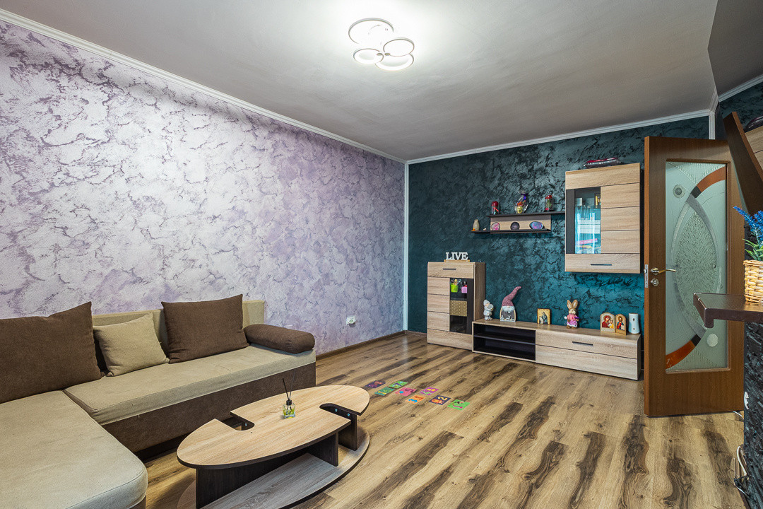 Apartament 3 camere | Decomandat | Loc de pacare | Casa de cultură 