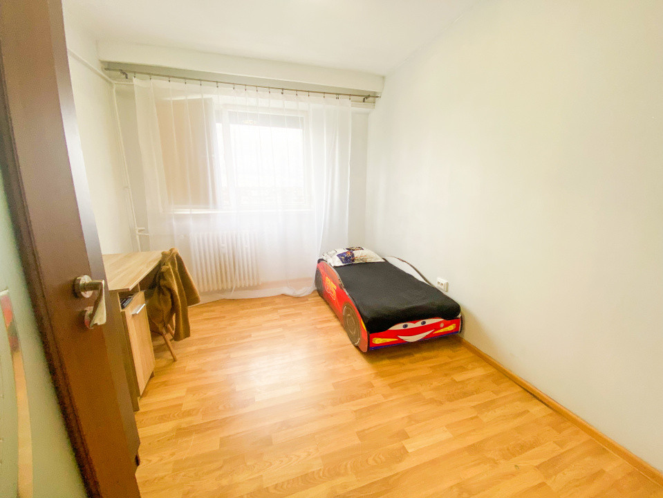 Apartament 3 camere | Decomandat | Loc de pacare | Casa de cultură 