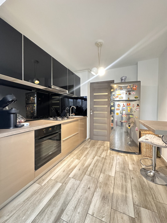 Apartament decomandat 2 camere +loc de parcare -Casa de Cultura 