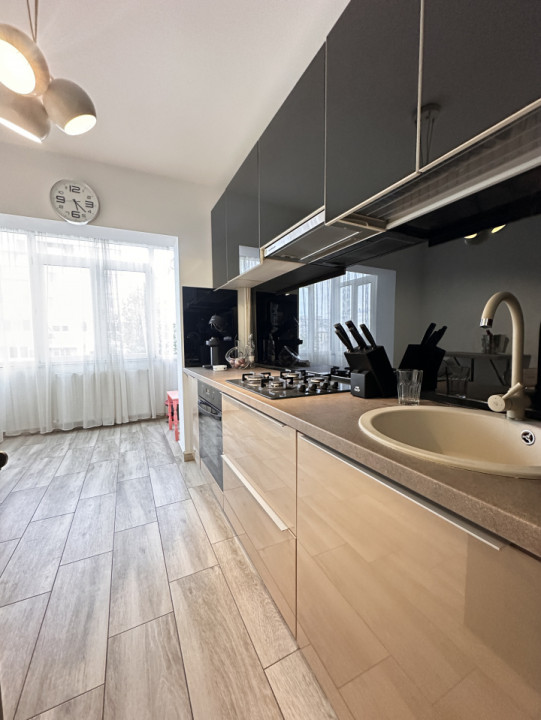 Apartament decomandat 2 camere +loc de parcare -Casa de Cultura 