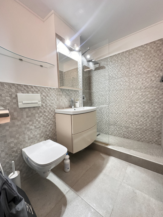 Apartament decomandat 2 camere +loc de parcare -Casa de Cultura 