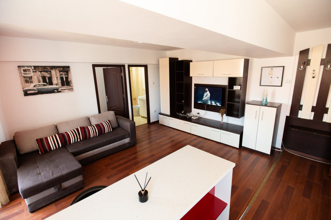 Apartament 2 camere | Vedere spre mare | Piata Ovidiu 
