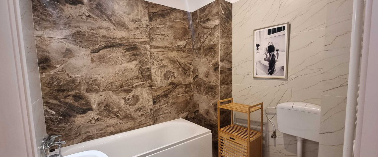 Ap 2 camere, termen lung, Peninsula zona Cazino. Balcon, baie cu cada