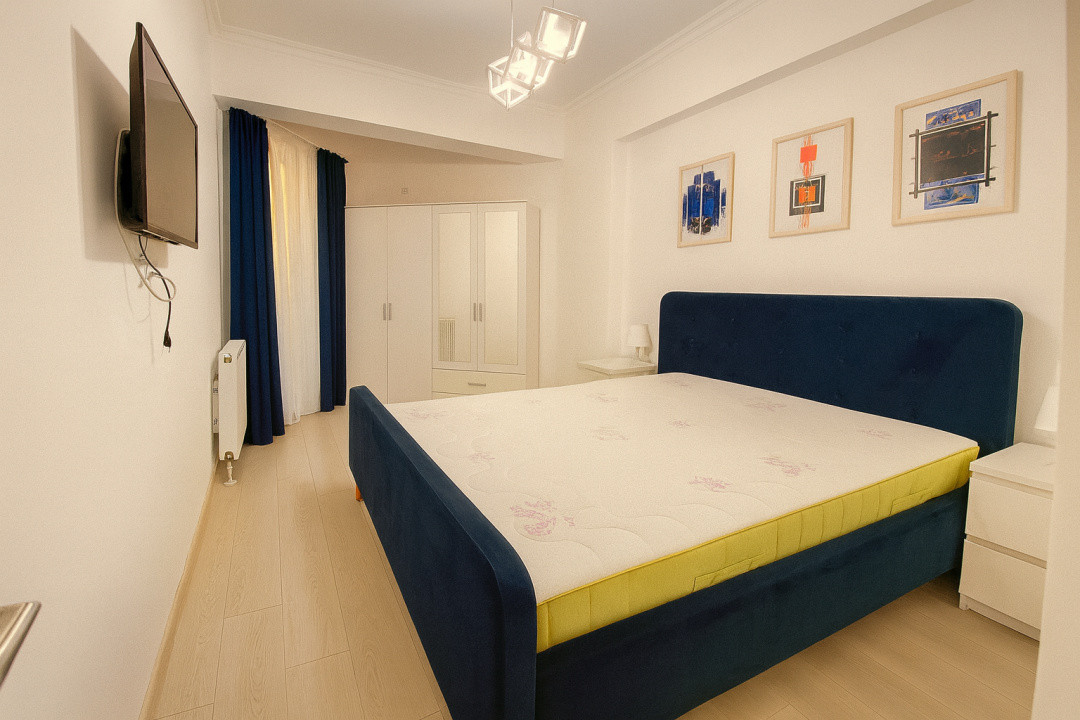 Apartament 3 camere | Solid House Butoaie | Vedere frontală spre lac 