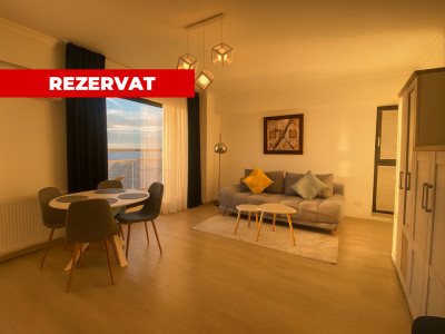 Apartament 3 camere | Solid House Butoaie | Vedere frontală spre lac 