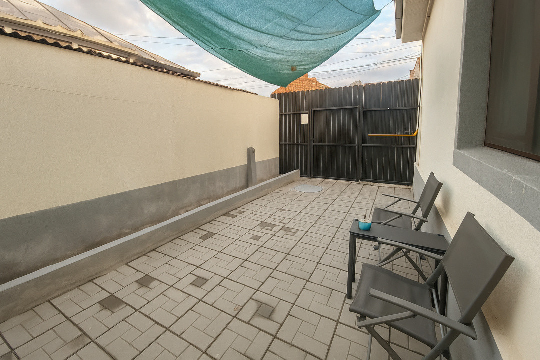 Casă cu 3 camere și 2 băi - Faleza Nord 