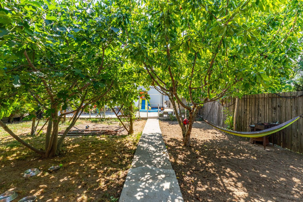Casa P+M | Teren generos| Kamsas