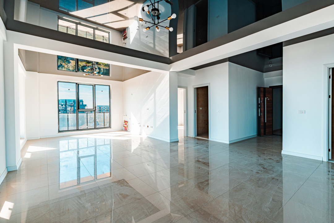 Apartament 3 camere | zona Hanul cu Peste | Vedere spre mare 