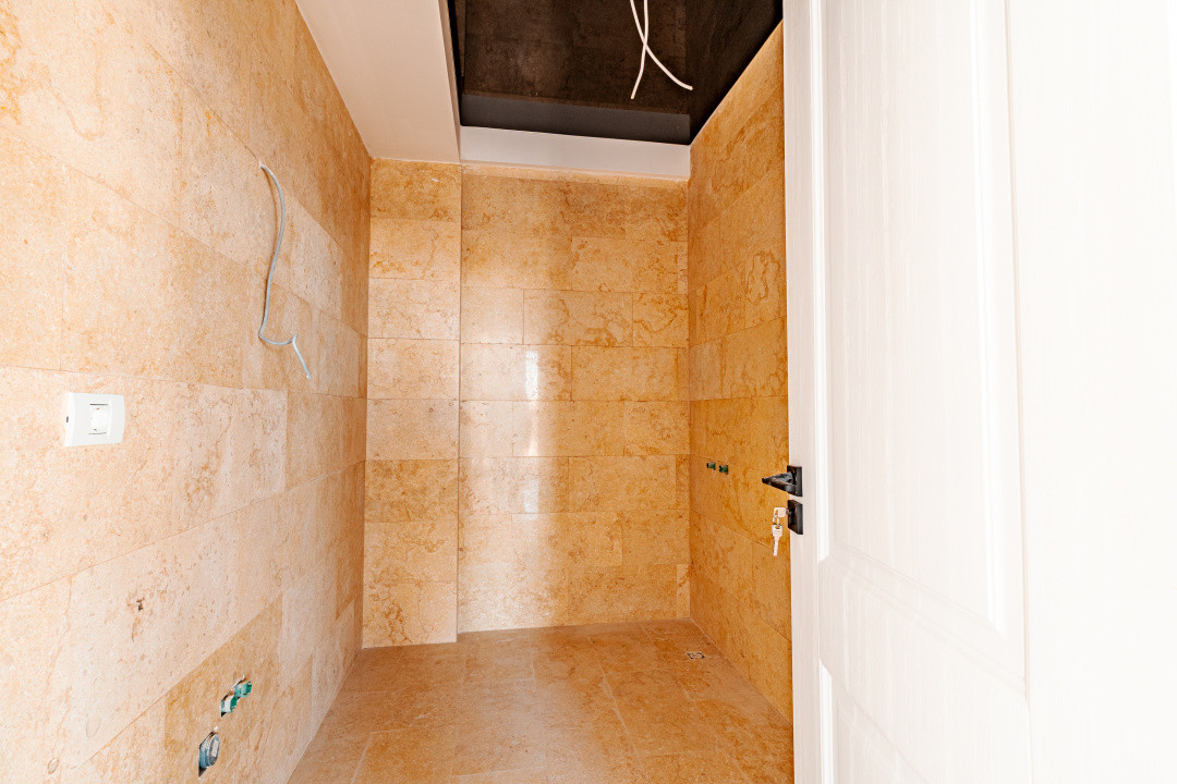 Apartament 3 camere | zona Hanul cu Peste | Vedere spre mare 