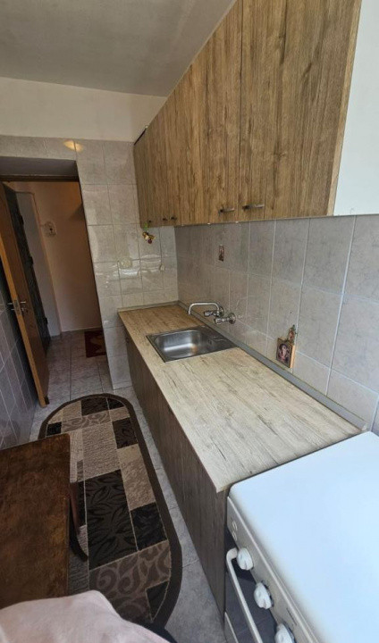 Apartament cu 2 camere/ balcon/zona Doraly Mall