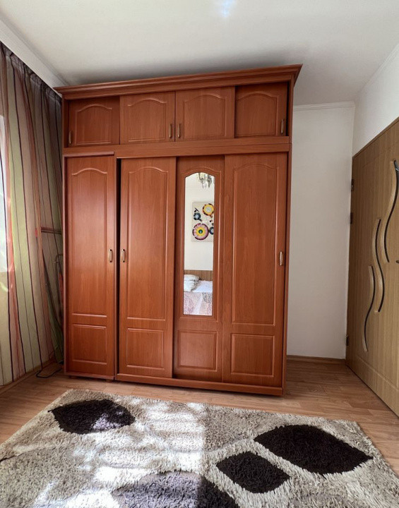 Apartament cu 2 camere/ 47 mp/ situat în zona Soveja/ termen lung