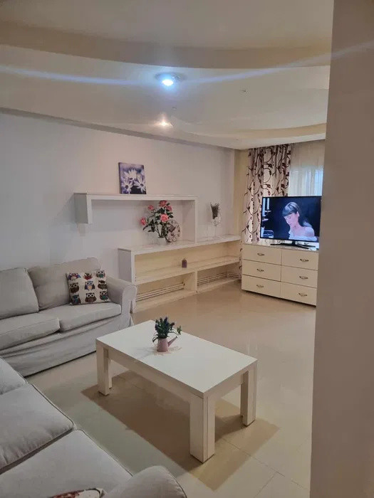 Apartament 3 camere / 90 mp / zona Dacia / centrală proprie / aer condiționat 