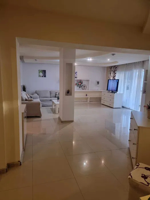 Apartament 3 camere / 90 mp / zona Dacia / centrală proprie / aer condiționat 