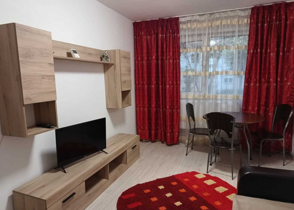 Apartament 2 camere / 40 mp / zona Doraly Mall / centrală proprie