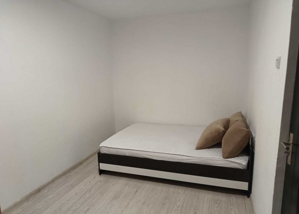 Apartament 2 camere / 40 mp / zona Doraly Mall / centrală proprie