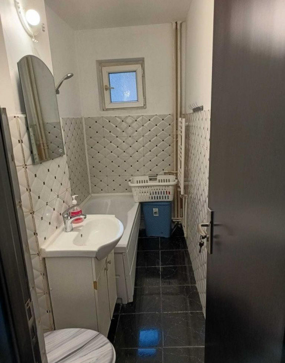 Apartament 2 camere / 40 mp / zona Doraly Mall / centrală proprie