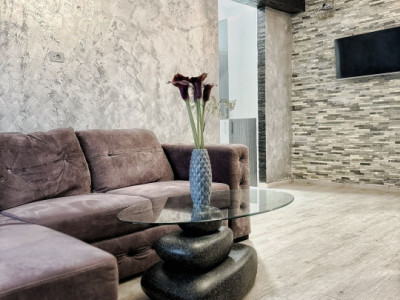 Apartament cu 2 camere și vedere la mare, la 80 de m distanta fata de plaja