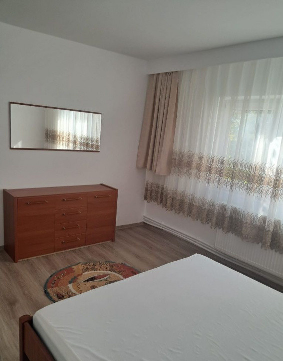 Apartament 2 camera /  64 mp / zona I C Bratianu / centrală pe gaz 