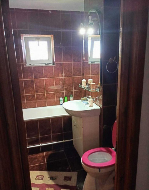 Apartament 2 camera /  60 mp / zona Poarta 6 / centrală pe gaz / aer condiționat