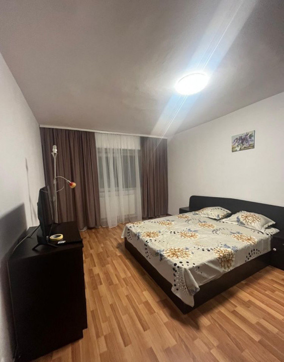Apartament 2 camere /   60 mp / zona institutul de marina / centrală proprie 
