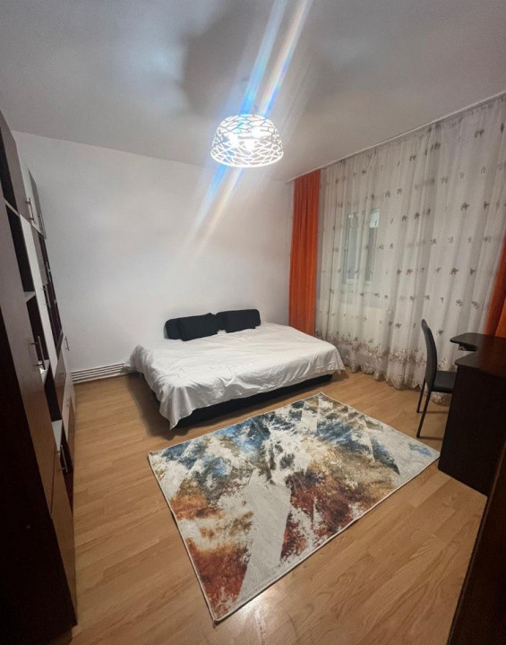 Apartament 2 camere /   60 mp / zona institutul de marina / centrală proprie 