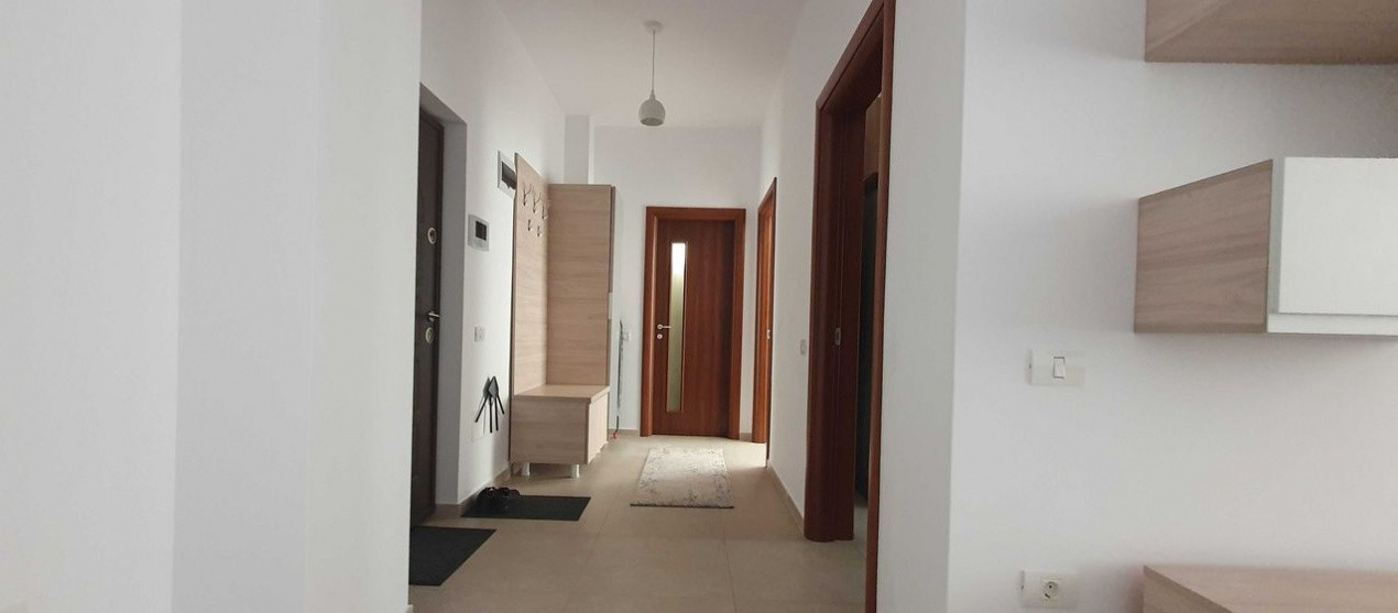 Apartament 2 camere /  68 mp / zona Tomis / centrală proprie / lift / AC 