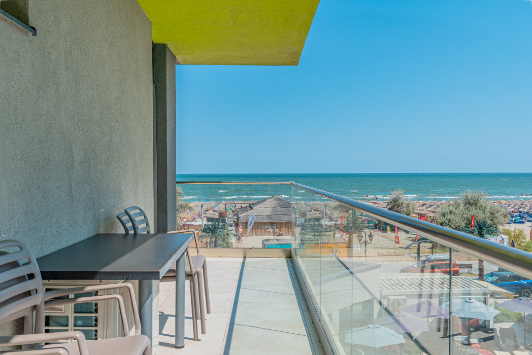 Apartament 3 camere | Alezzi Beach Resort | Frontal către mare