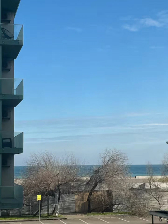 Apartament 3 camera /  80 mp / zona Summerland / Centrală proprie / AC / 2 băi