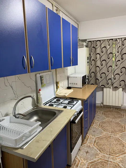 Apartament 2 camera /  60 mp / zona Casa de cultura / centrală proprie 