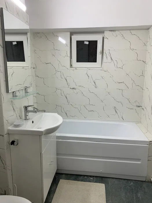 Apartament 2 camera /  60 mp / zona Casa de cultura / centrală proprie 