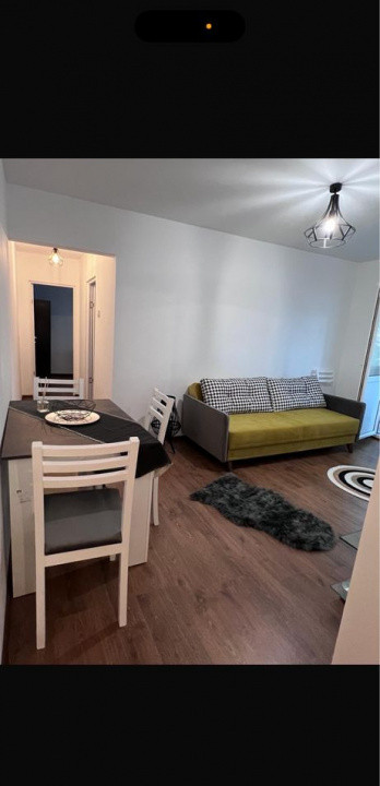 Apartament 3 camera /  60 mp / zona km 5 / AC / centrală proprie / loc parcare