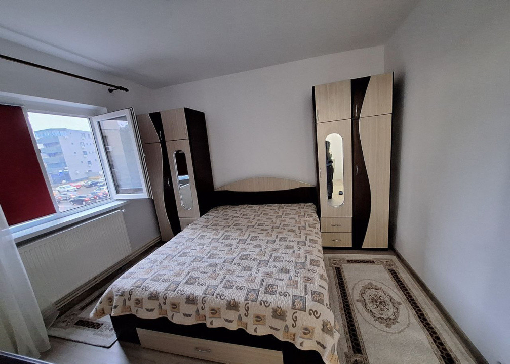 Apartament 2 camere /  60 mp / zona Institutul de Marina / centrală proprie / AC