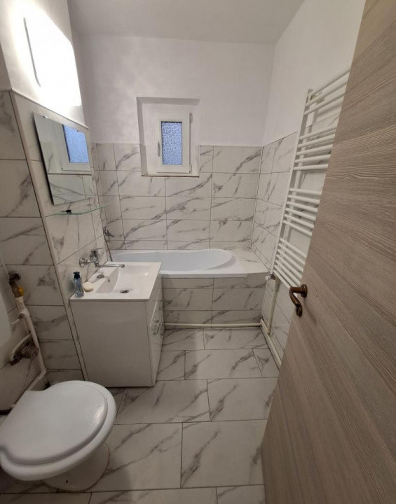 Apartament 2 camere /  60 mp / zona Institutul de Marina / centrală proprie / AC