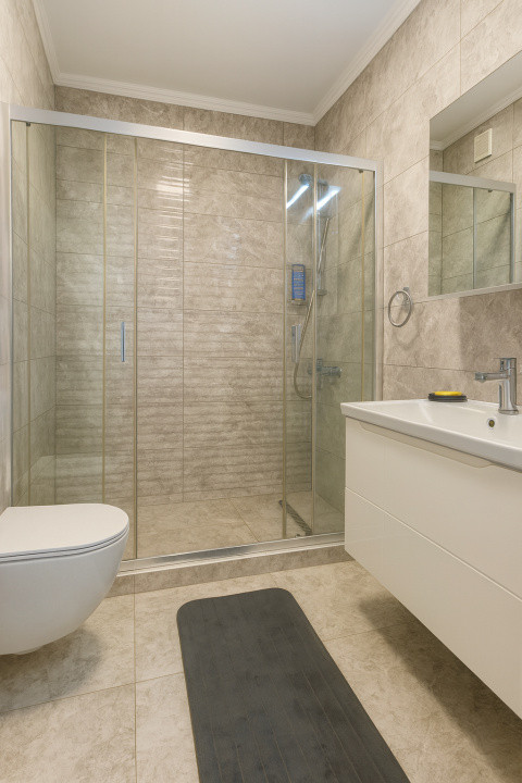 Studio | Vedere frontala spre lac | Solid House Butoaie | Termen lung