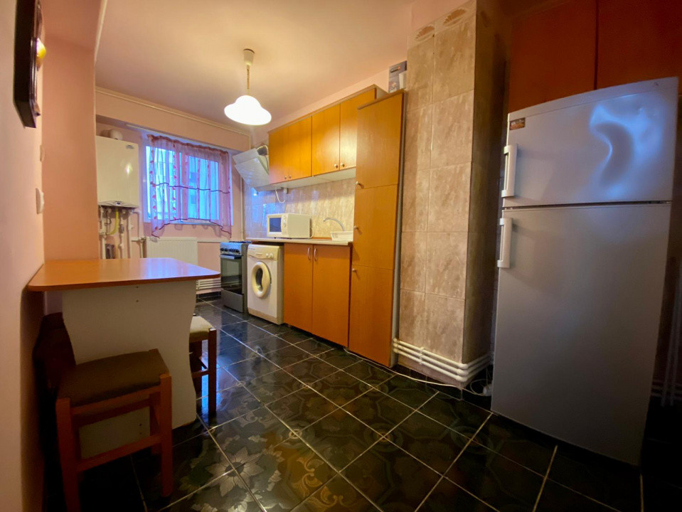 Apartament 2 camere | Zona Capitol | Decomandat | Termen Lung | Centrala proprie