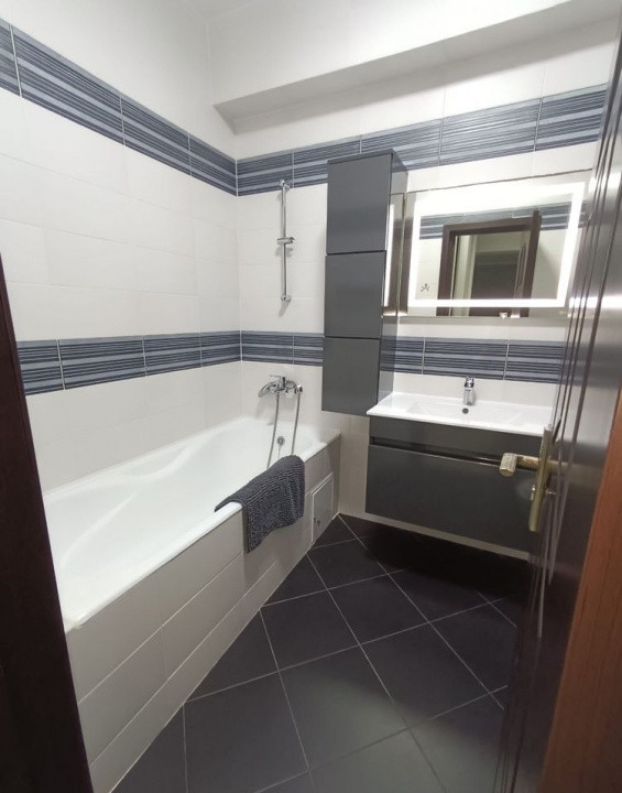 Apartament 2 camere /  67 mp / km 4-5 / centrală / AC / lift /