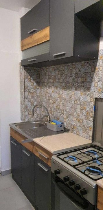 Apartament 2 camere | Tomis 1 | Proaspat renovata | Loc de parcare 