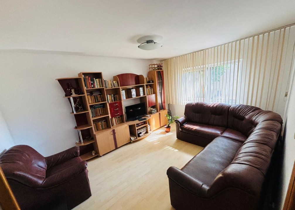 Apartament 3 camere /  57 mp / zona inel 1 / Centrală / AC