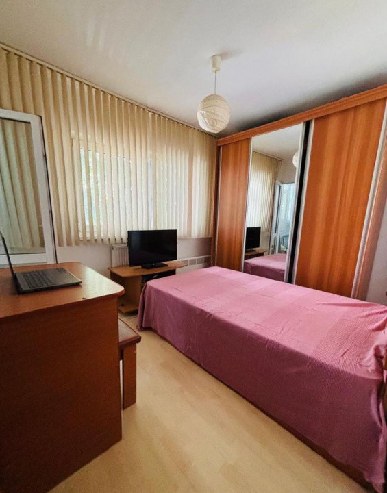 Apartament 3 camere /  57 mp / zona inel 1 / Centrală / AC