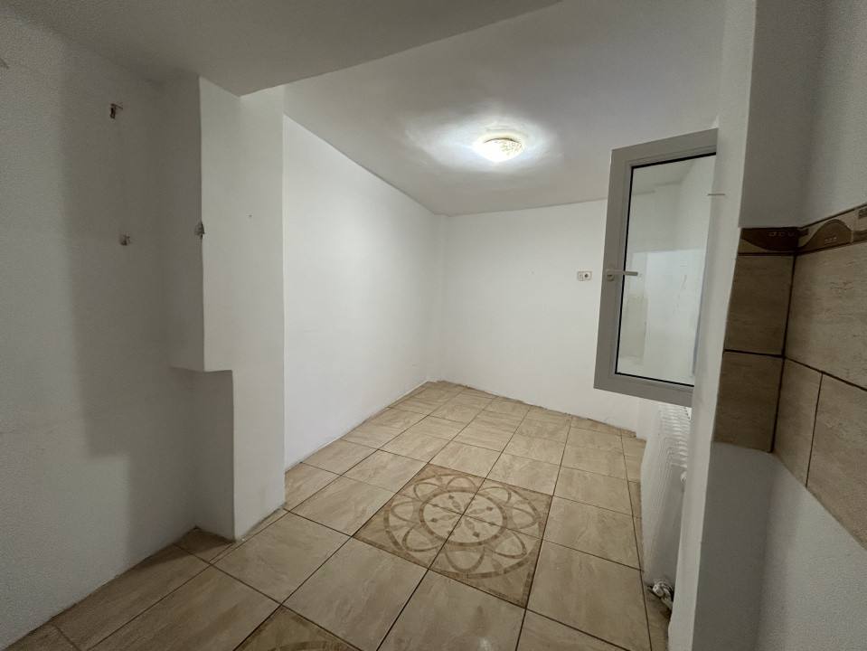 Apartament cu 4 camere | Piata Ovidiu | 120 mp | Curte proprie