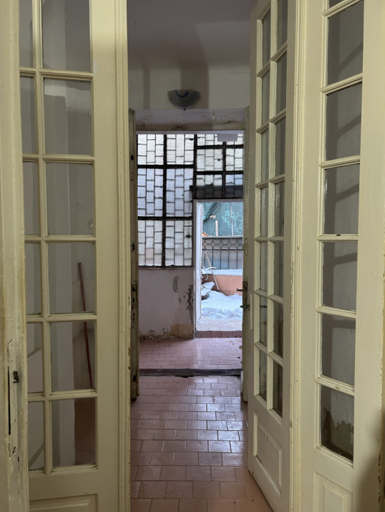 Apartament 4 camere | Piata Ovidiu | 120 mp | Necesita renovare