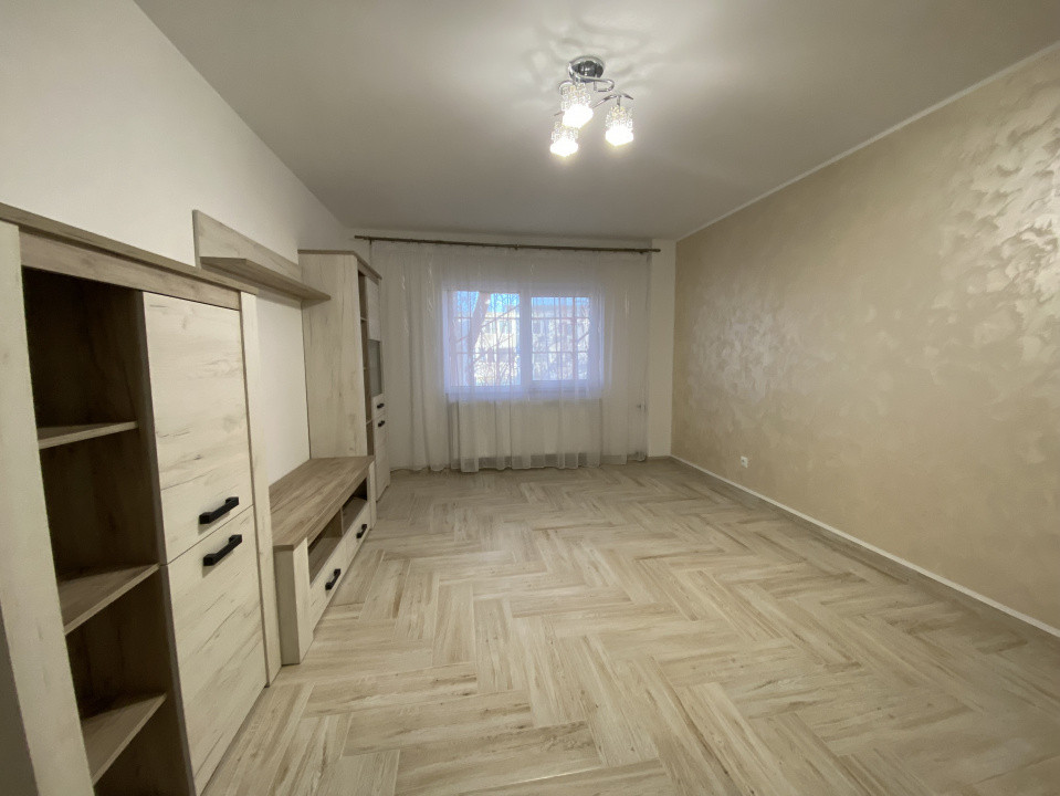 Apartament 2 camere decomandat | Soveja | Renovat 2025